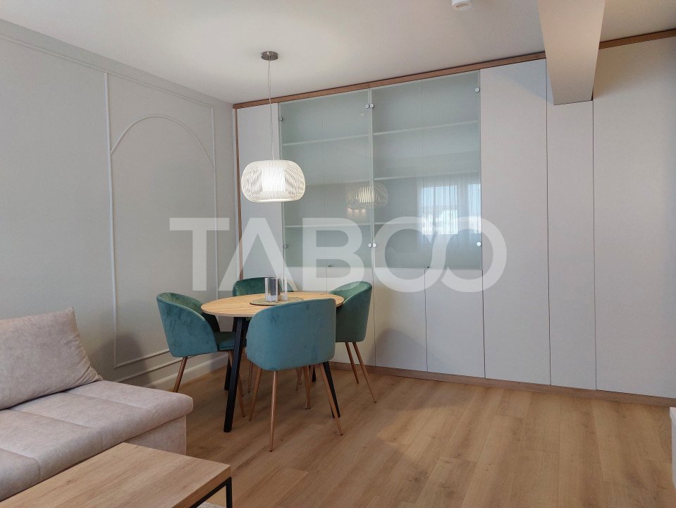 Apartament modern de inchiriat 2 camere etaj 2 balcon Piata Noua 