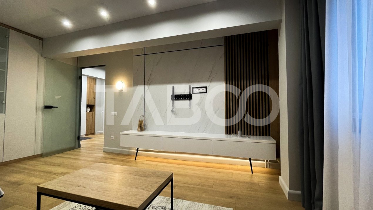 Apartament modern de inchiriat 2 camere etaj 2 balcon Piata Noua 