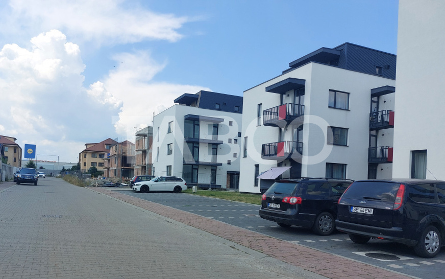 Apartament modern de inchiriat 3 camere 2 bai 2 balcoane loc parcare