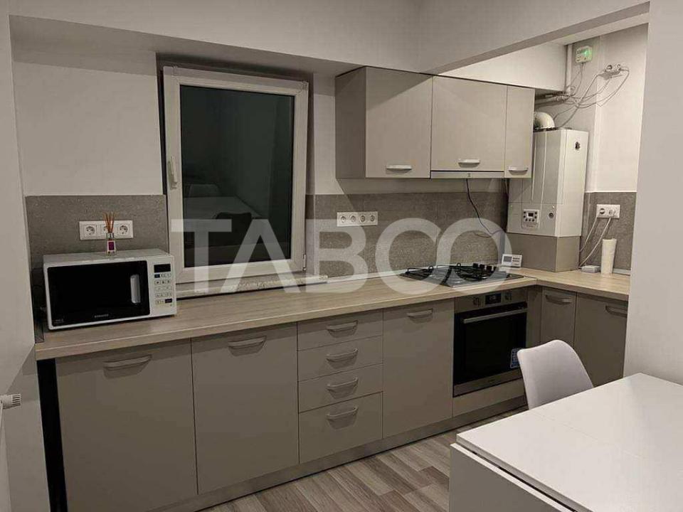 Apartament modern de inchiriat 3 camere etaj 1 Centru - Constitutiei