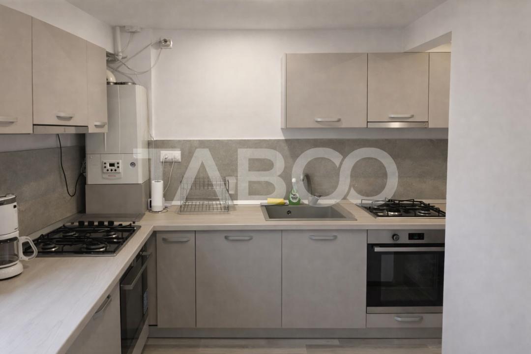 Apartament modern de inchiriat 3 camere etaj 1 Centru - Constitutiei