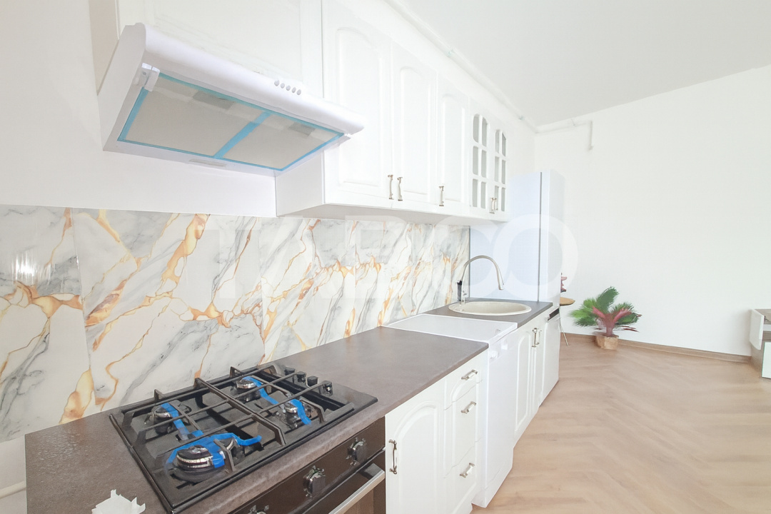 Apartament modern de inchiriat cu 3 camere 2 bai etaj 1 Nicovalei