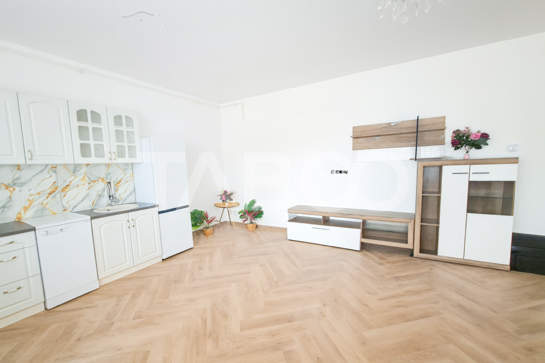 Apartament modern de inchiriat cu 3 camere 2 bai etaj 1 Nicovalei