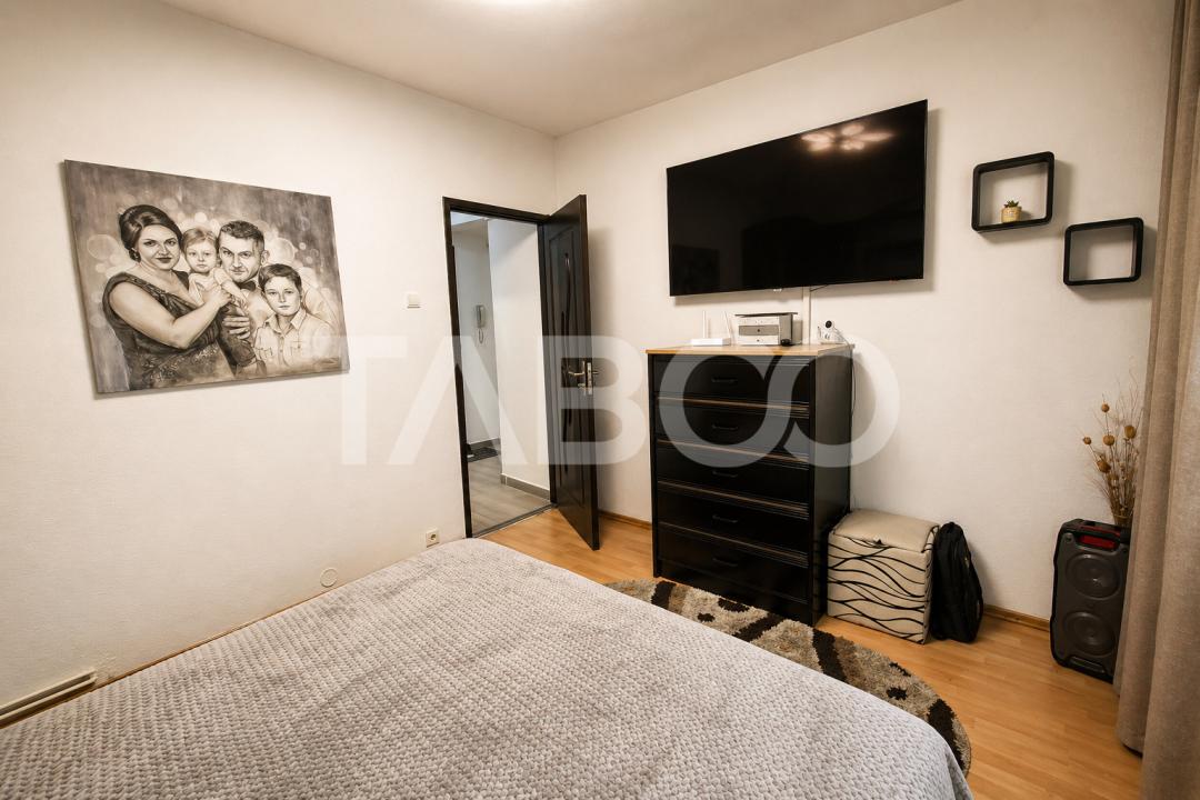 Apartament modern de vanzare 2 camere pivnita Vasile Aaron