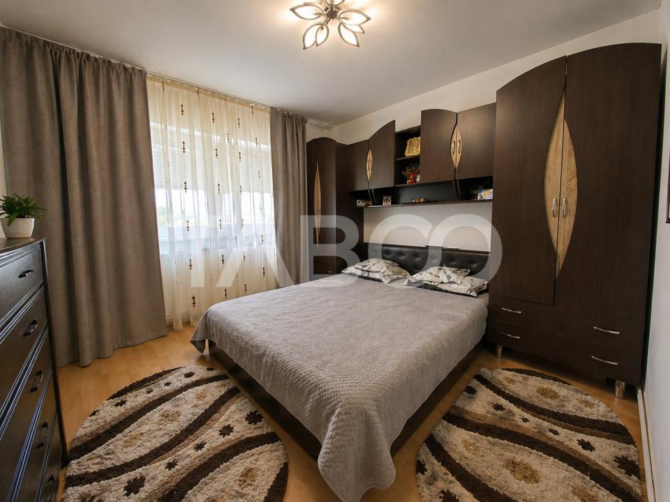 Apartament modern de vanzare 2 camere pivnita Vasile Aaron