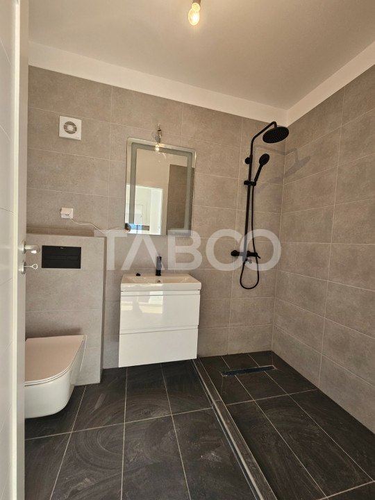 Apartament NOU 4 camere 91 mpu si LOC PARCARE zona Doamna Stanca