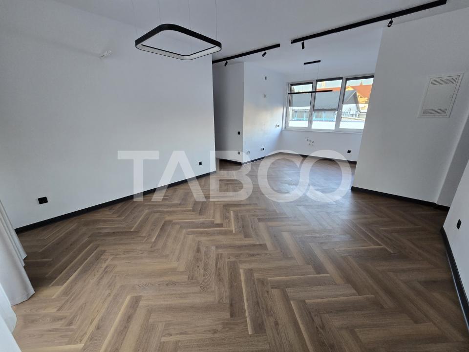 Apartament nou decomandat 3 camere balcon 2 locuri de parcare Turnisor