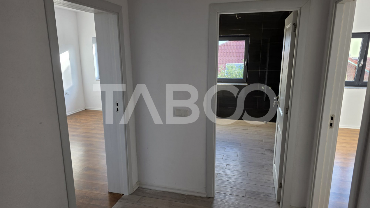 Apartament nou decomandat cu 3 camere de vanzare in Sebes