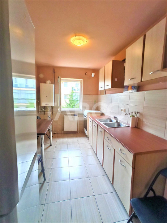 Apartament pentru muncitori 4 camere si 2 balcoane Mihai Viteazul