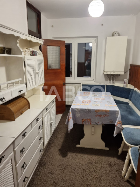 Apartament pretabil pentru afacerea ta 2 camere decomandat  Parter