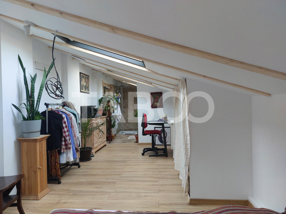 Apartament renovat 105mp 3 camere curte proprie 340mp in acte Cisnadie