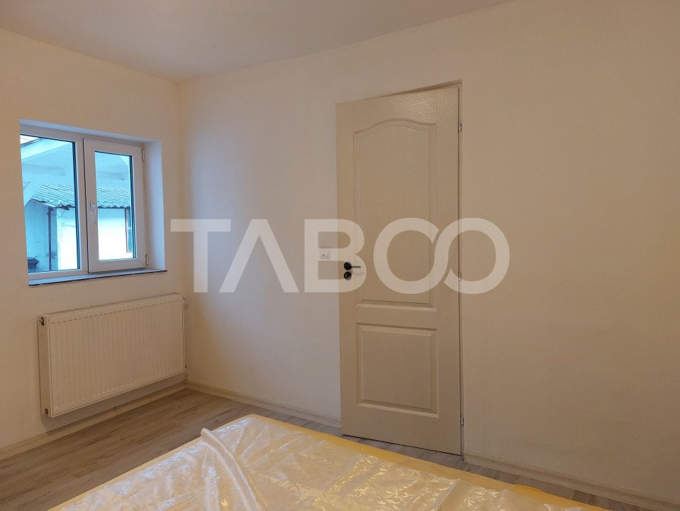 Apartament renovat 2 camere 40 mp 130 mp gradina Cisnadie