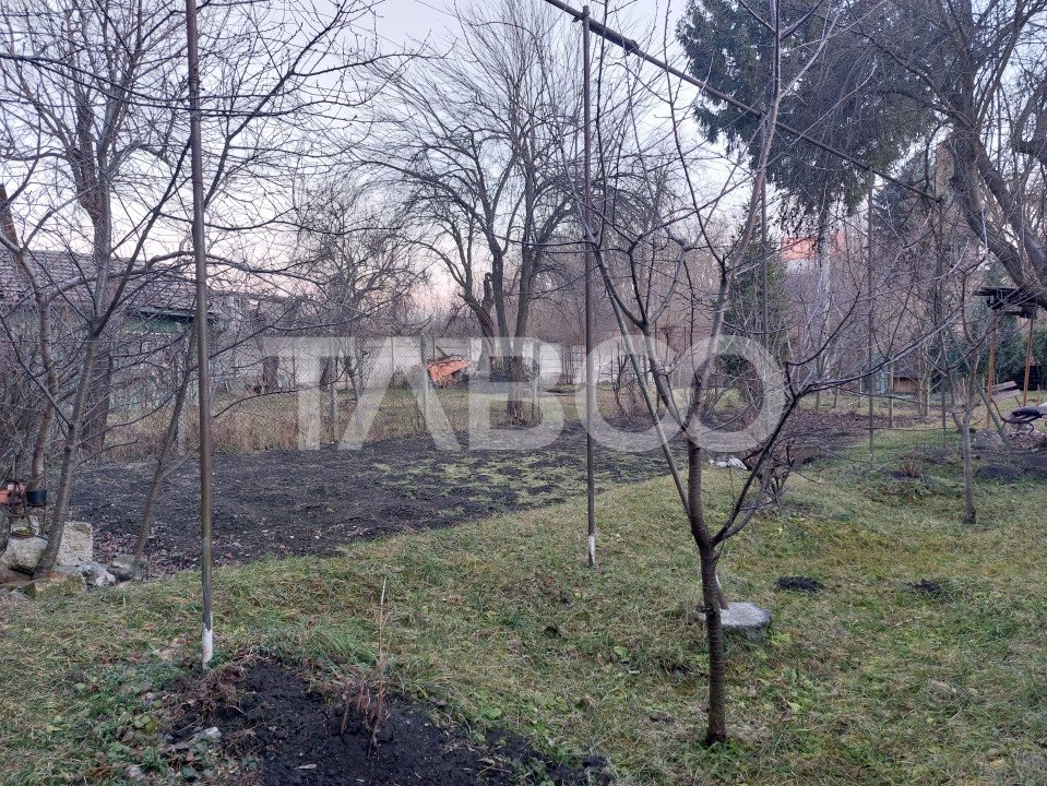 Apartament renovat 2 camere 40 mp 130 mp gradina Cisnadie