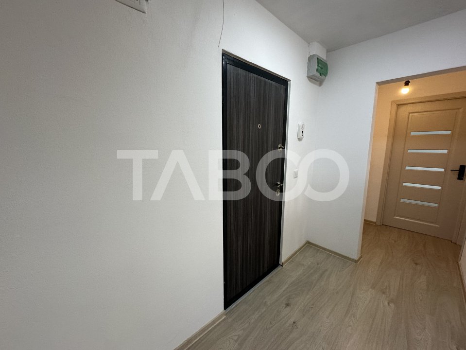 Apartament renovat 2 camere decomandat aer conditionat boxa la subsol