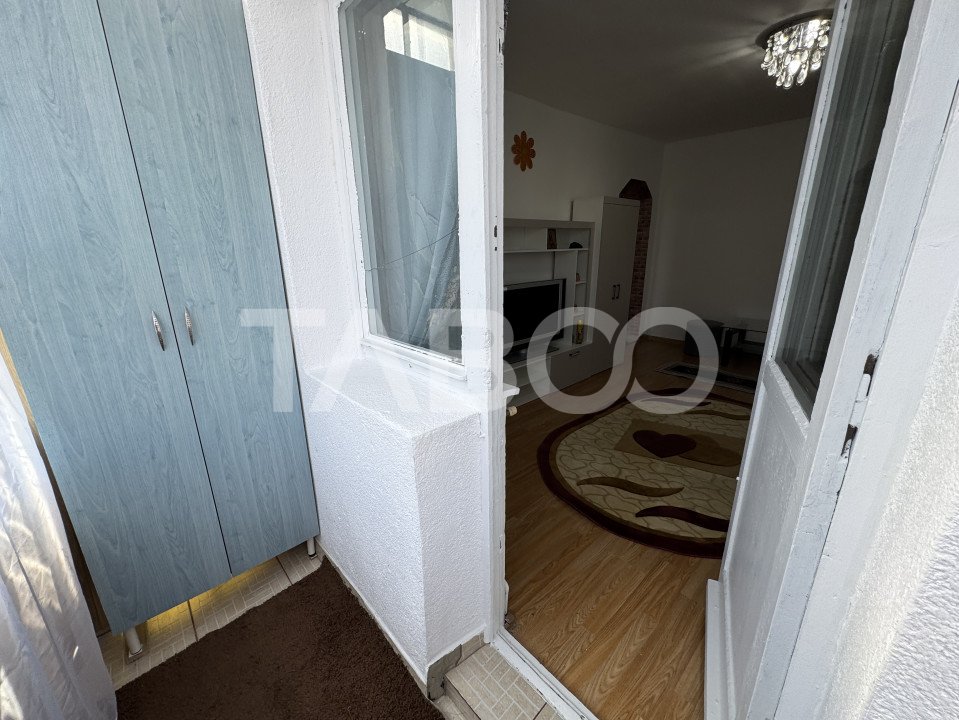 Apartament renovat complet 3 camere balcon etaj 3 Rahovei Sibiu