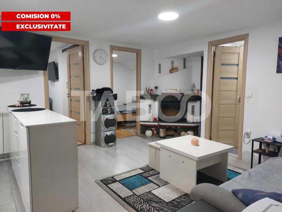 Apartament renovat complet 47 mp 3 camere str Tesatorilor Cisnadie
