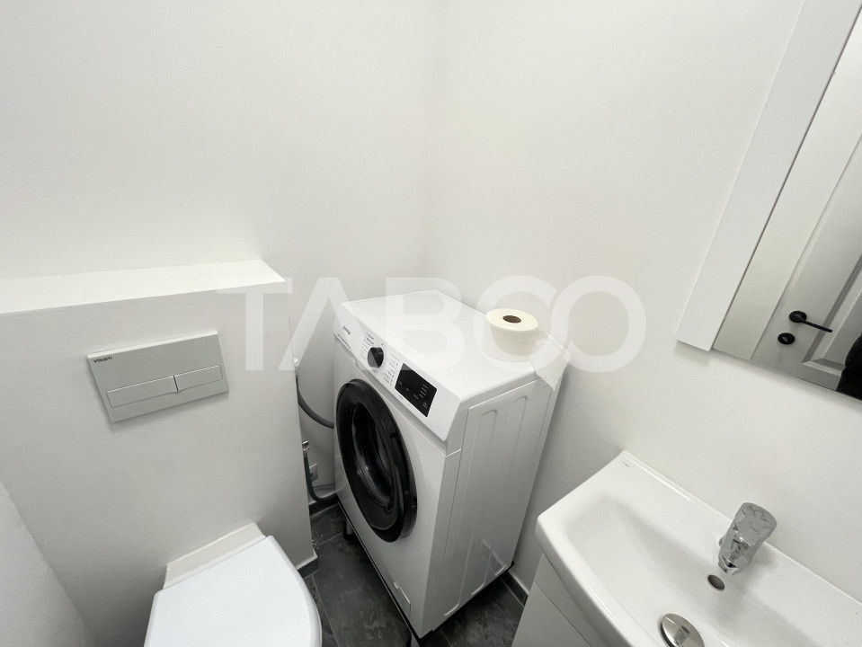 Apartament renovat complet cu 3 camere 2 bai 73 mpu Strand Sibiu