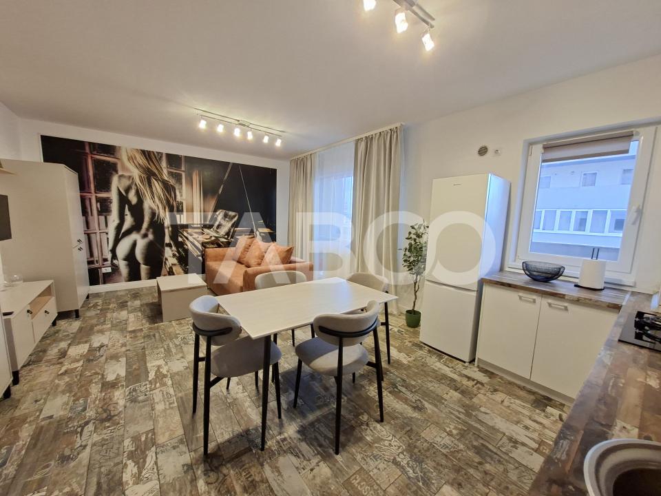 Apartament renovat cu 2 camere balcon si parcare zona Doamna Stanca