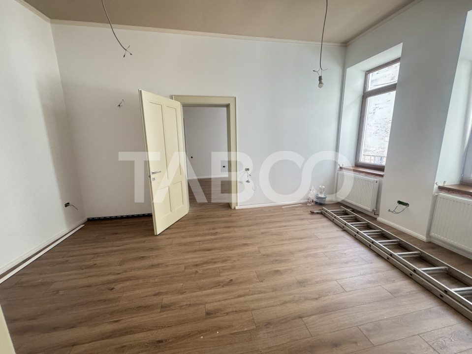 Apartament  renovat cu 3 camere 65 mpu etaj 1 Centrul Istoric-Balcescu