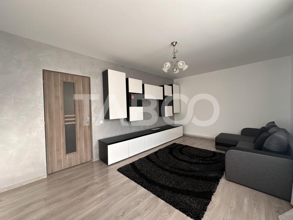 Apartament renovat de inchiriat 2 camere 2 balcoane Central Sibiu