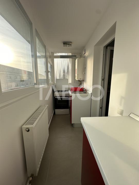 Apartament renovat de inchiriat 2 camere 2 balcoane Central Sibiu