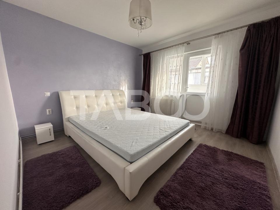 Apartament renovat de inchiriat 2 camere 2 balcoane Central Sibiu