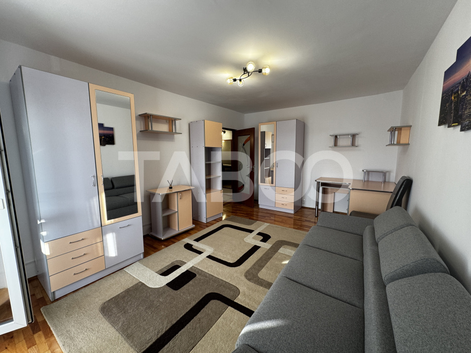 Apartament renovat decomandat cu 2 camere 51 mpu 2 balcoane Sibiu