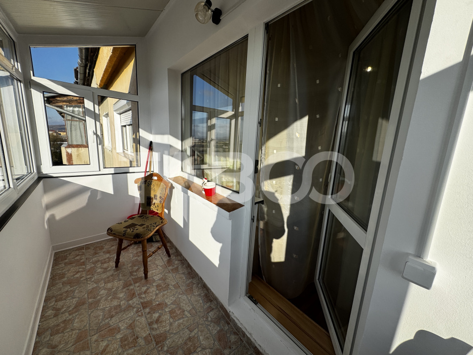 Apartament renovat decomandat cu 2 camere 51 mpu 2 balcoane Sibiu