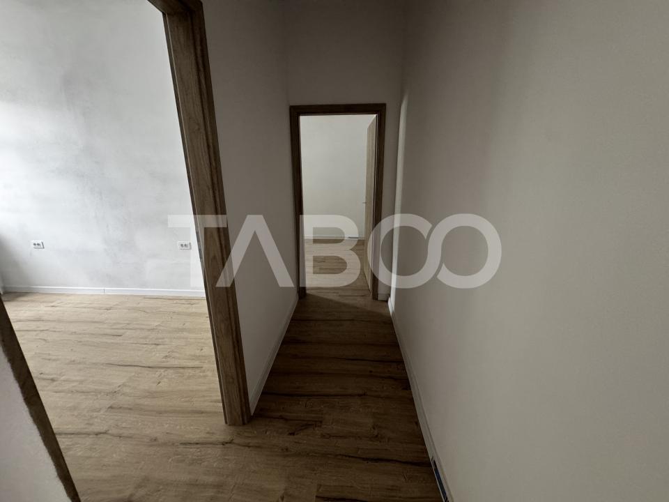 Apartament renovat la casa 3 camere 60 mpu pivnita Piata Cluj Sibiu