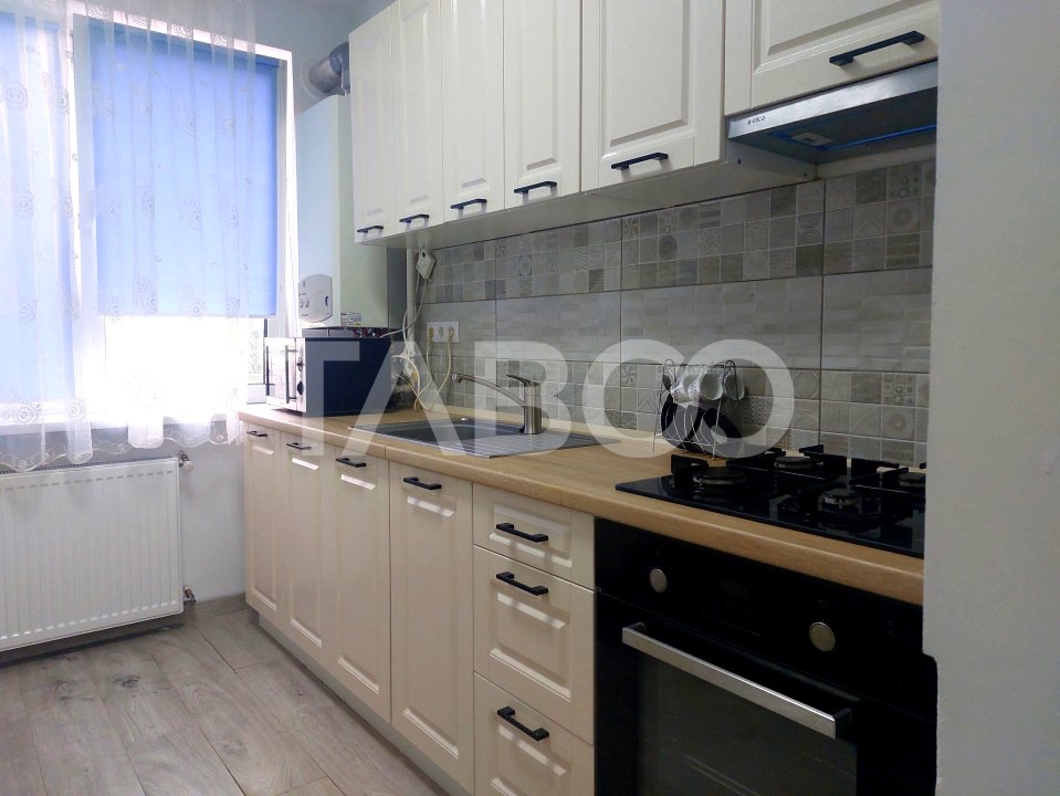 Apartament renovat recent 2 camere parter balcon zona Dioda Sibiu
