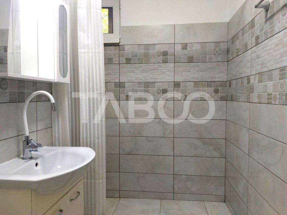 Apartament renovat recent 2 camere parter balcon zona Dioda Sibiu