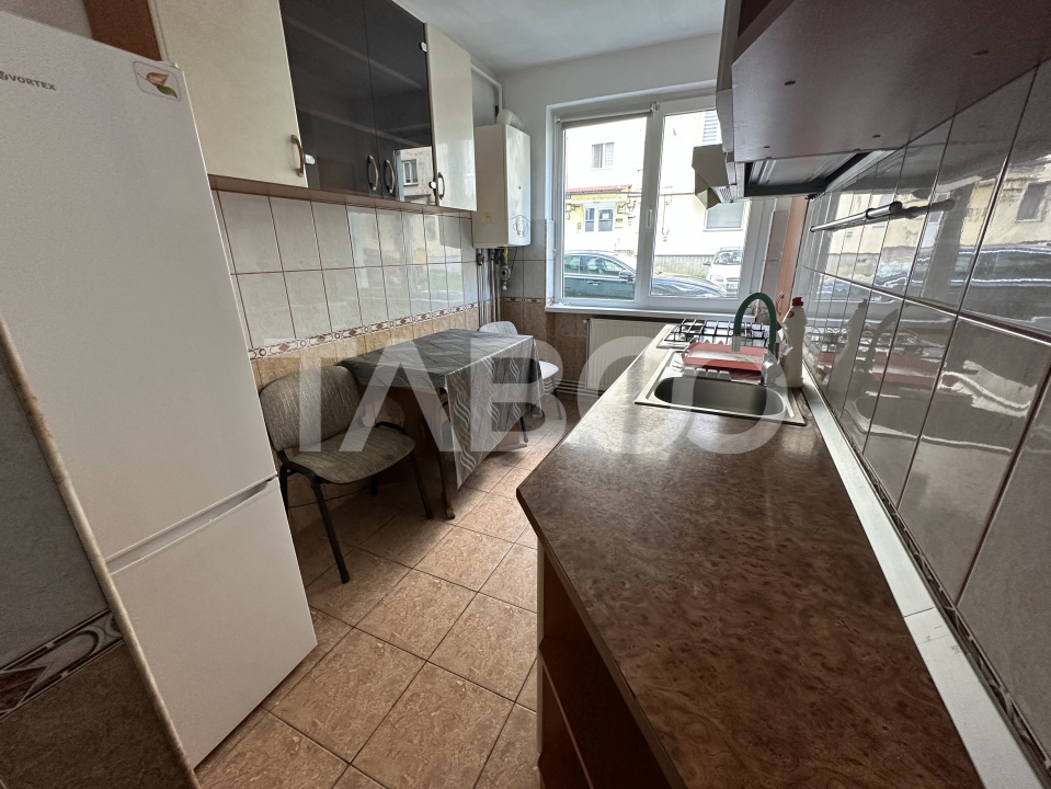 Apartament semidecomandat 2 camere complet mobilat si utilat