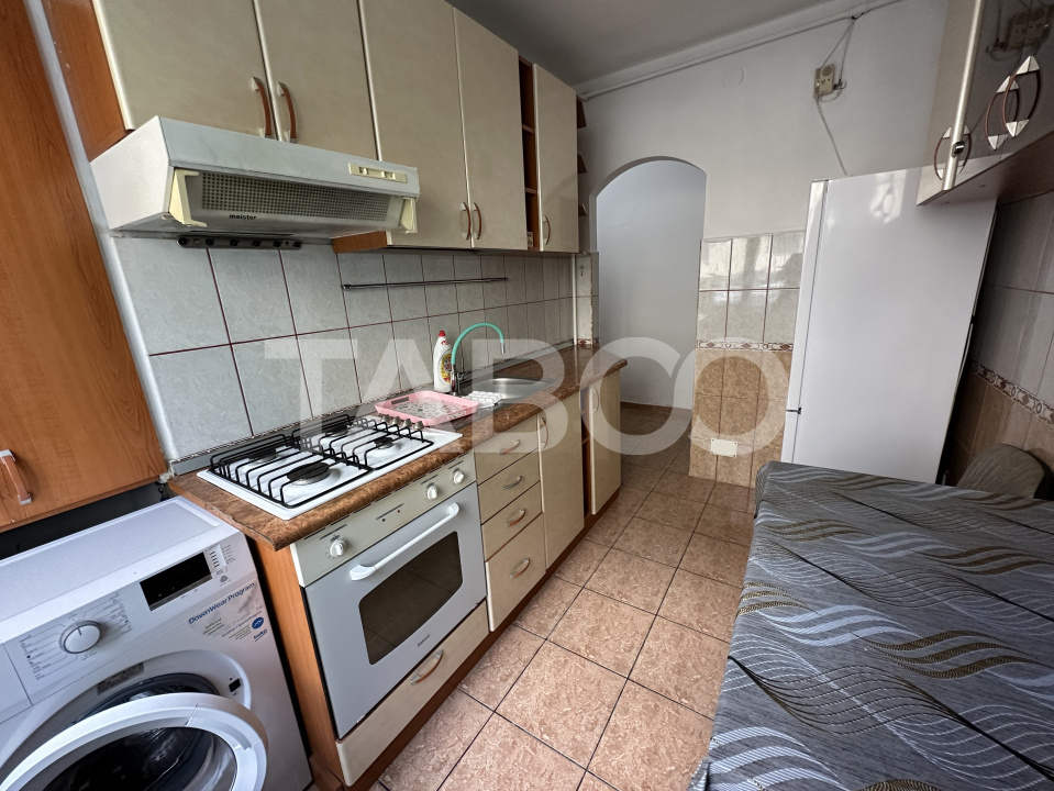 Apartament semidecomandat 2 camere complet mobilat si utilat