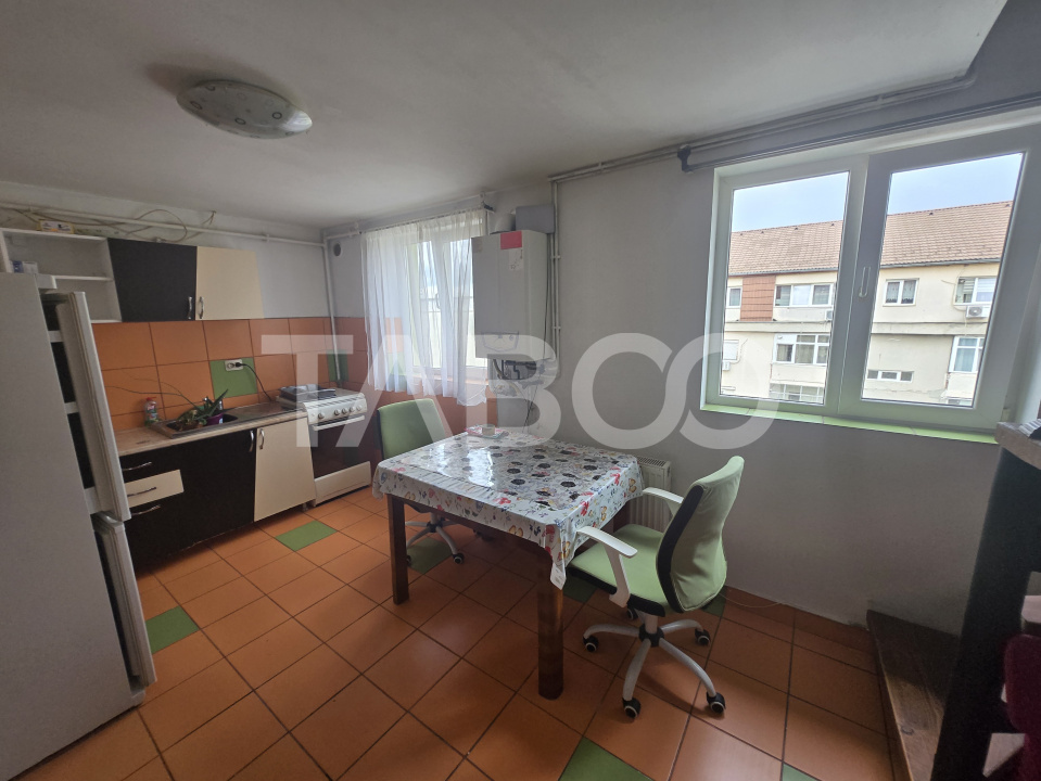 Apartament semidecomandat de vanzare 51mp Vasile Aaron Sibiu