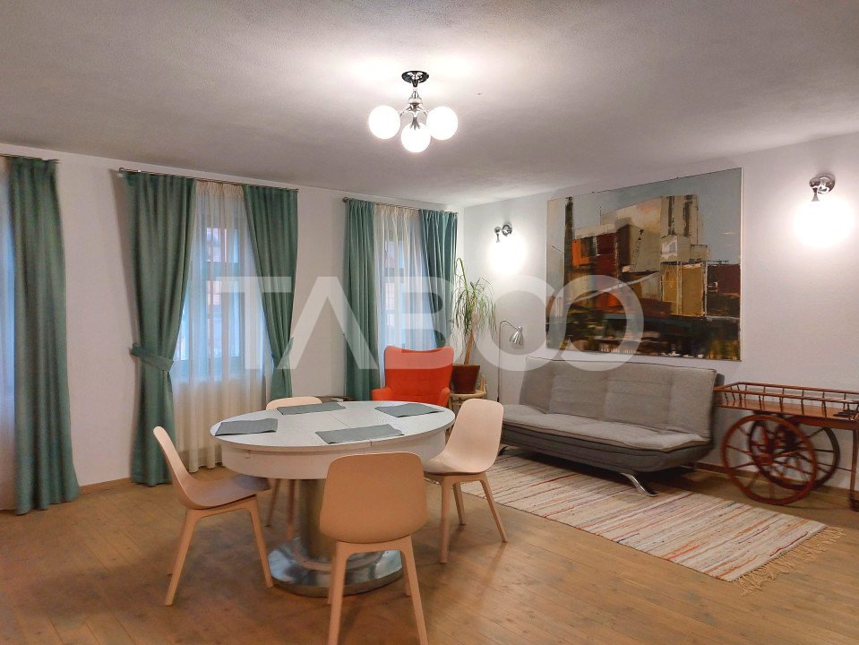 Apartament si Garsoniera la casa  4 camere 118 mpu central Cisnadie