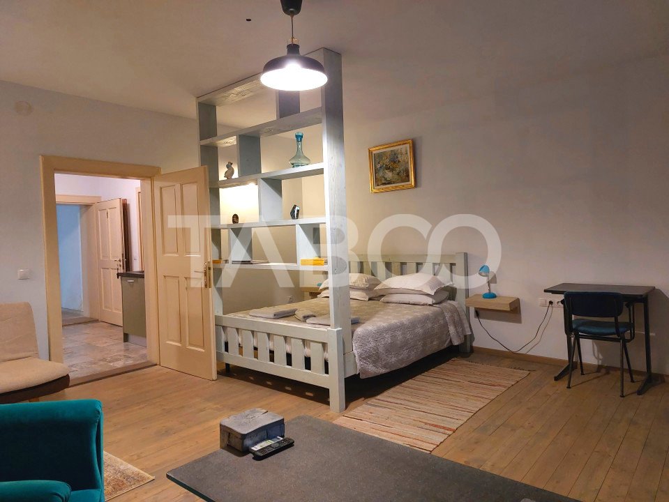 Apartament si Garsoniera la casa  4 camere 118 mpu central Cisnadie