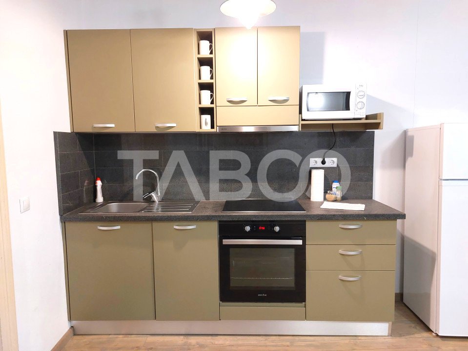 Apartament si Garsoniera la casa  4 camere 118 mpu central Cisnadie