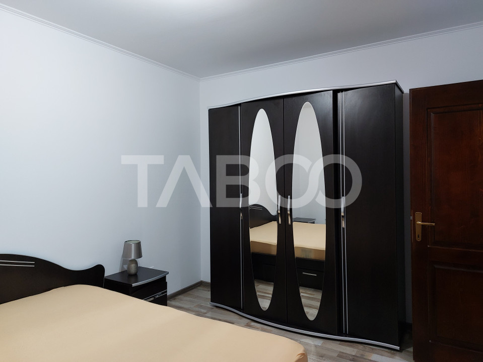 Apartament spatios 2 camere decomandate la VILA loc parcare Selimbar