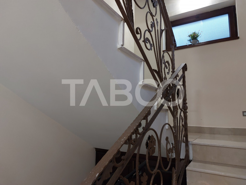 Apartament spatios 2 camere decomandate la VILA loc parcare Selimbar