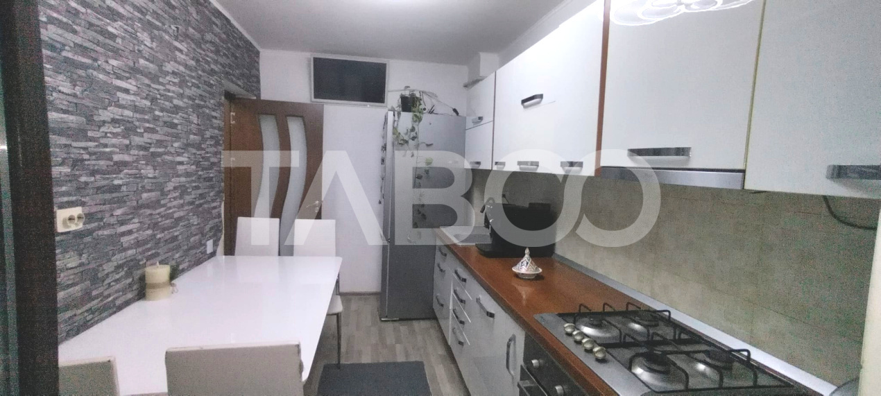 Apartament spatios 2 camere si cu terasa loc parcare cu CF in Selimbar