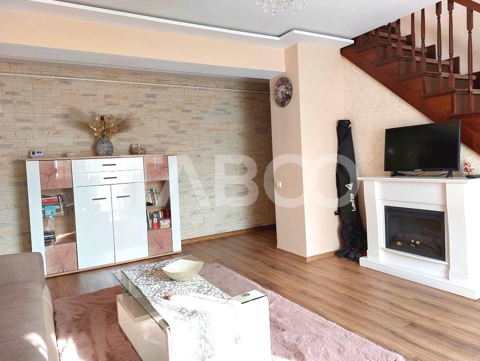 Apartament spatios 3 camere 2 bai etaj 2 balcon loc parcare Selimbar