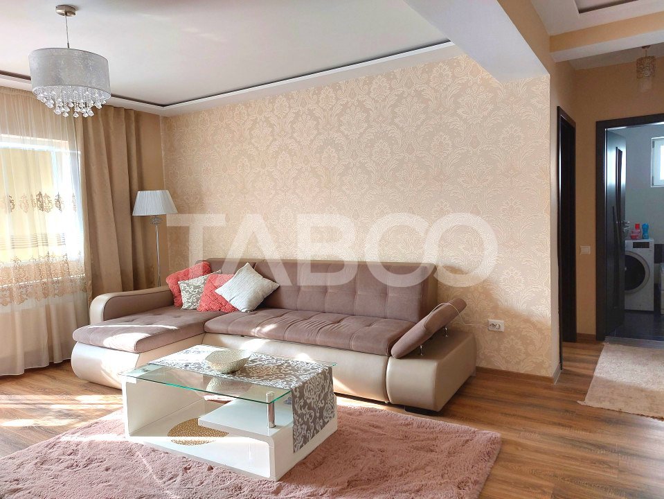 Apartament spatios 3 camere 2 bai etaj 2 balcon loc parcare Selimbar
