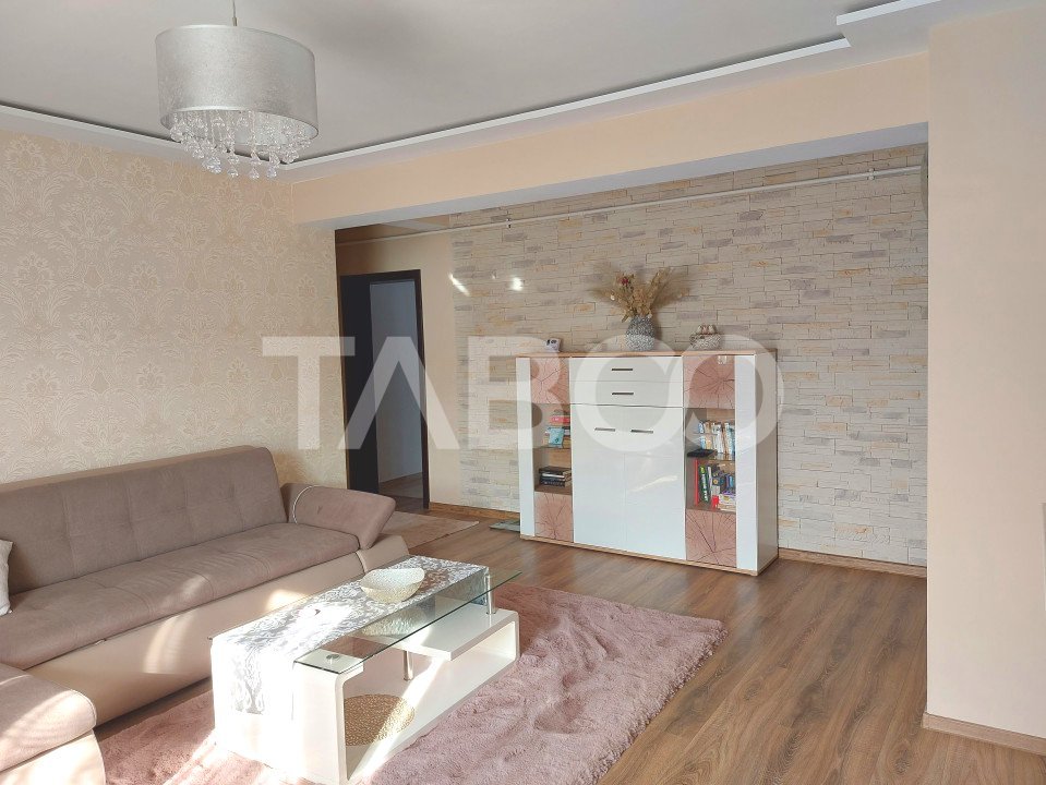 Apartament spatios 3 camere 2 bai etaj 2 balcon loc parcare Selimbar