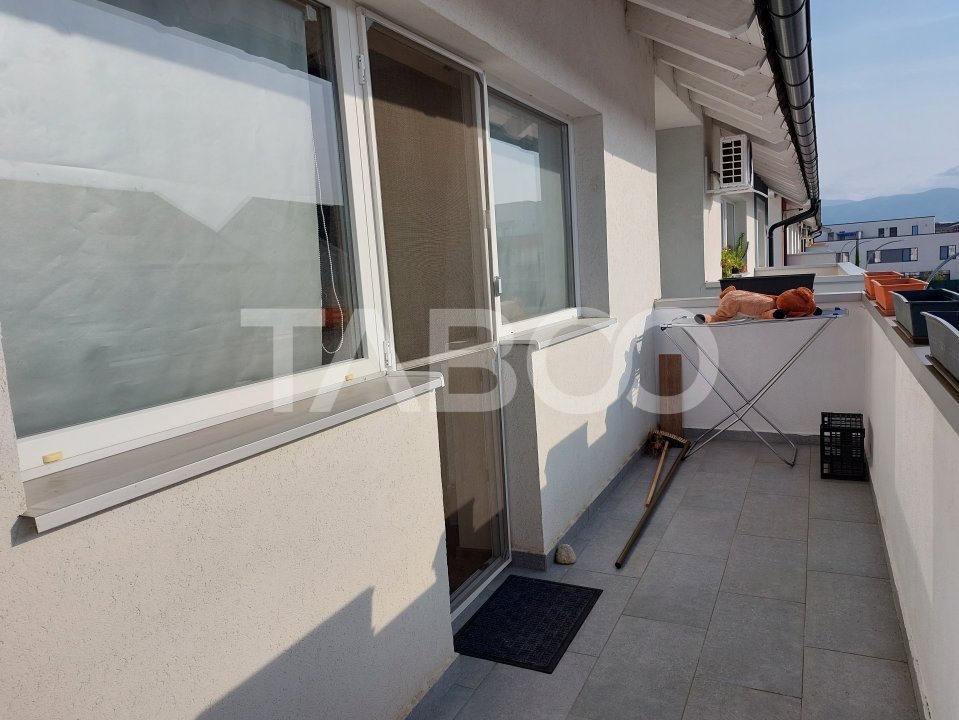 Apartament spatios 3 camere 2 bai etaj 2 balcon loc parcare Selimbar