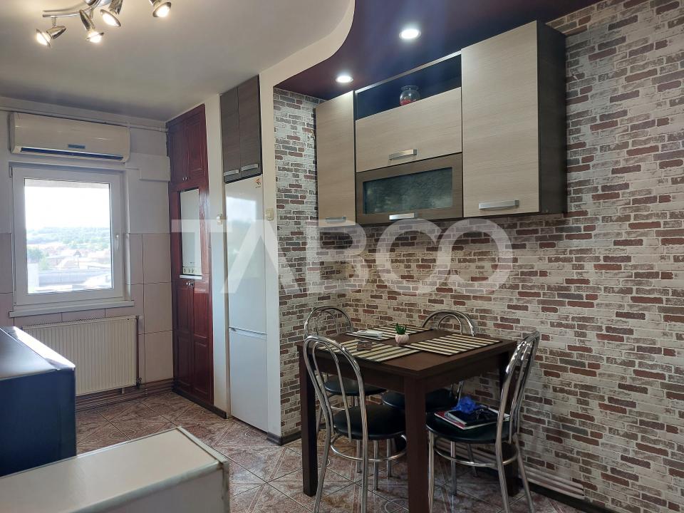 Apartament spatios 49 mp 2 camere decomandate 2 balcone Cisnadie