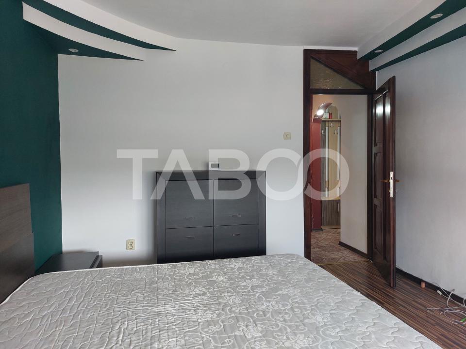 Apartament spatios 49 mp 2 camere decomandate 2 balcone Cisnadie