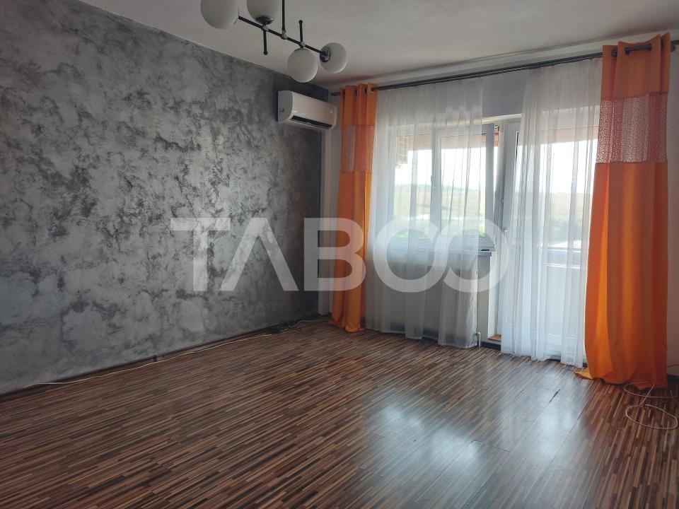 Apartament spatios 49 mp 2 camere decomandate 2 balcone Cisnadie