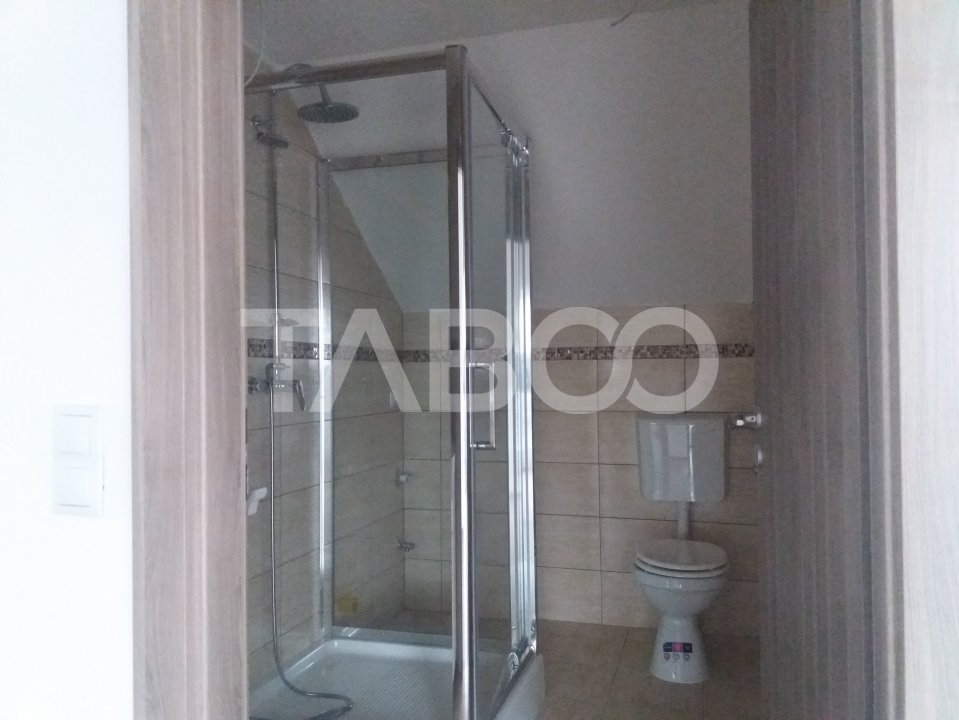 Apartament spatios bloc nou 3 camere  96 mp zona linistita in Cisnadie