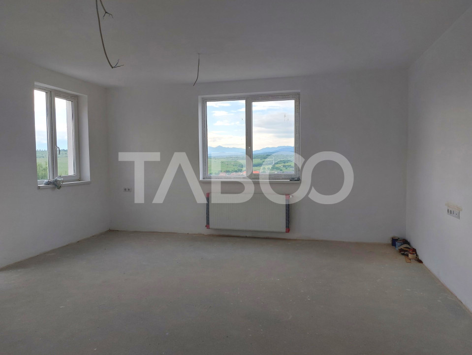 Apartament spatios bloc nou 3 camere  96 mp zona linistita in Cisnadie