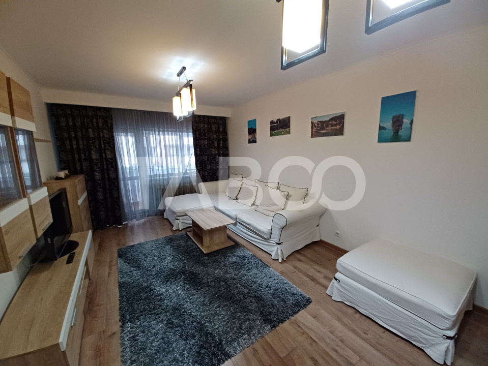 Apartament spatios cu 3 camere si 2 bai plus balcon in zona Central in Sibiu - Regele Ferdinand